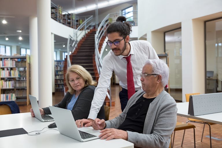 How Structured Learning Turns Beginners into Experts Faster